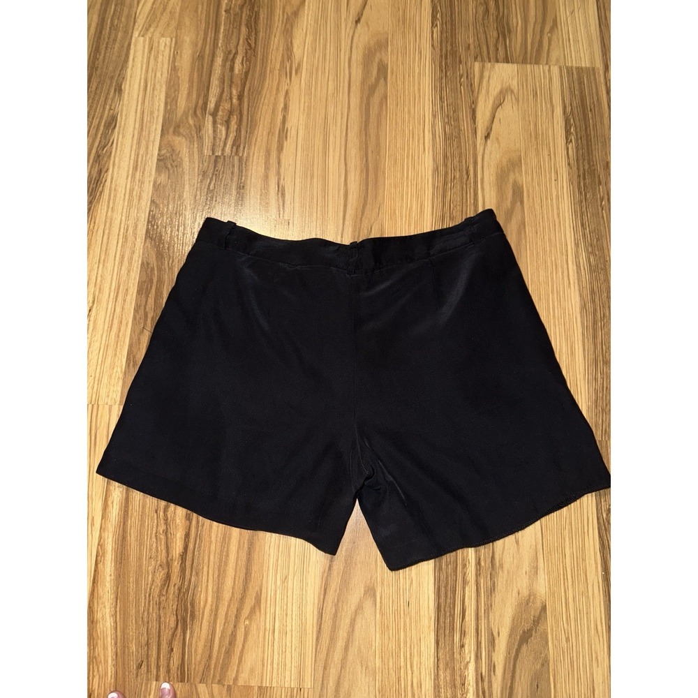 Amanda Uprichard Medium Brooklyn Black 100% Silk Shorts $152 Hem Out - Picture 6 of 8